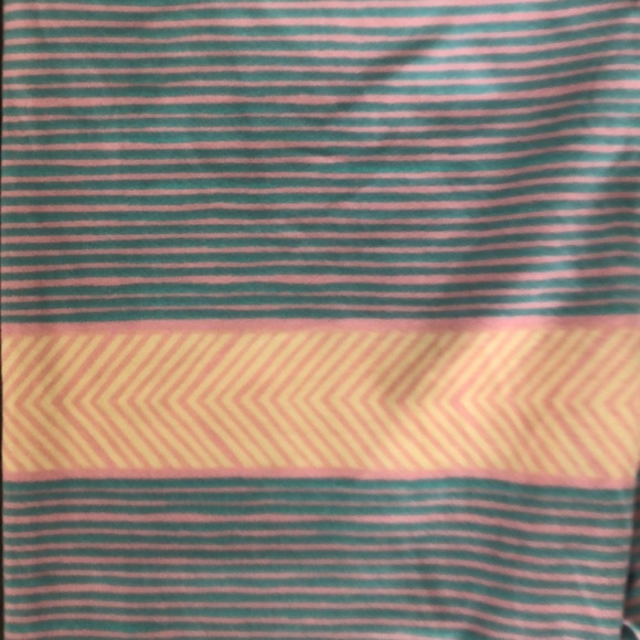 LulaRoe Woman’s leggings. - Picture 5 of 7